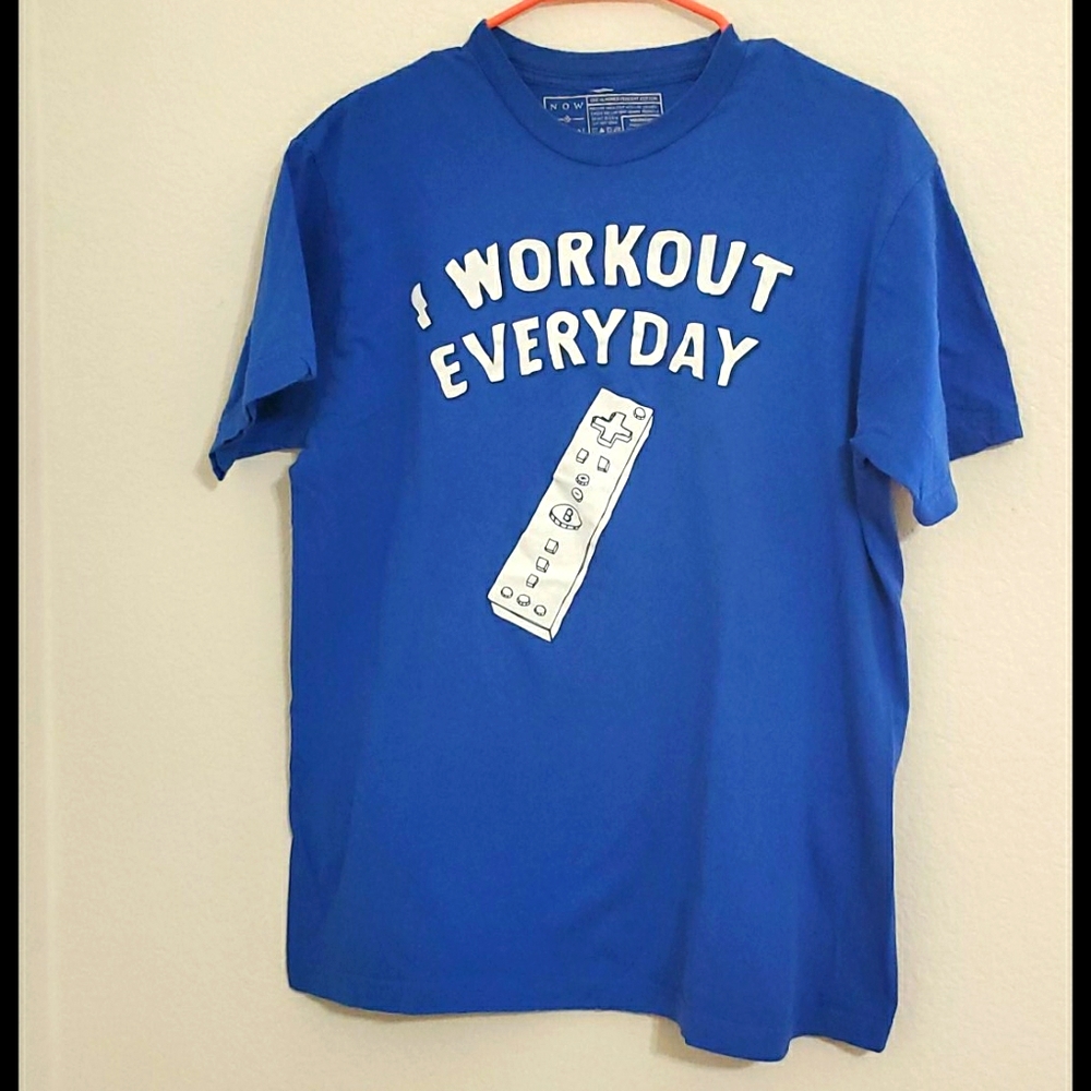 NOW & ZEN Gamer blue short sleeve tee shirt sz.Large Remote Control